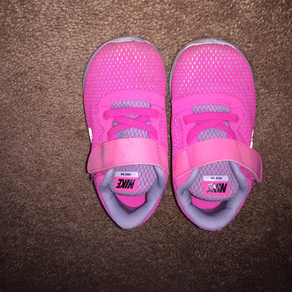 Pink Nike size 9c toddler